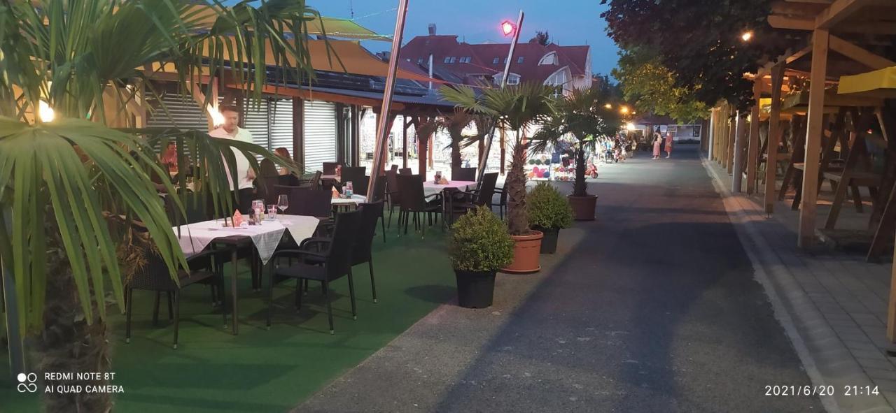Bbbb Resort Apartman Zalakaros Luaran gambar